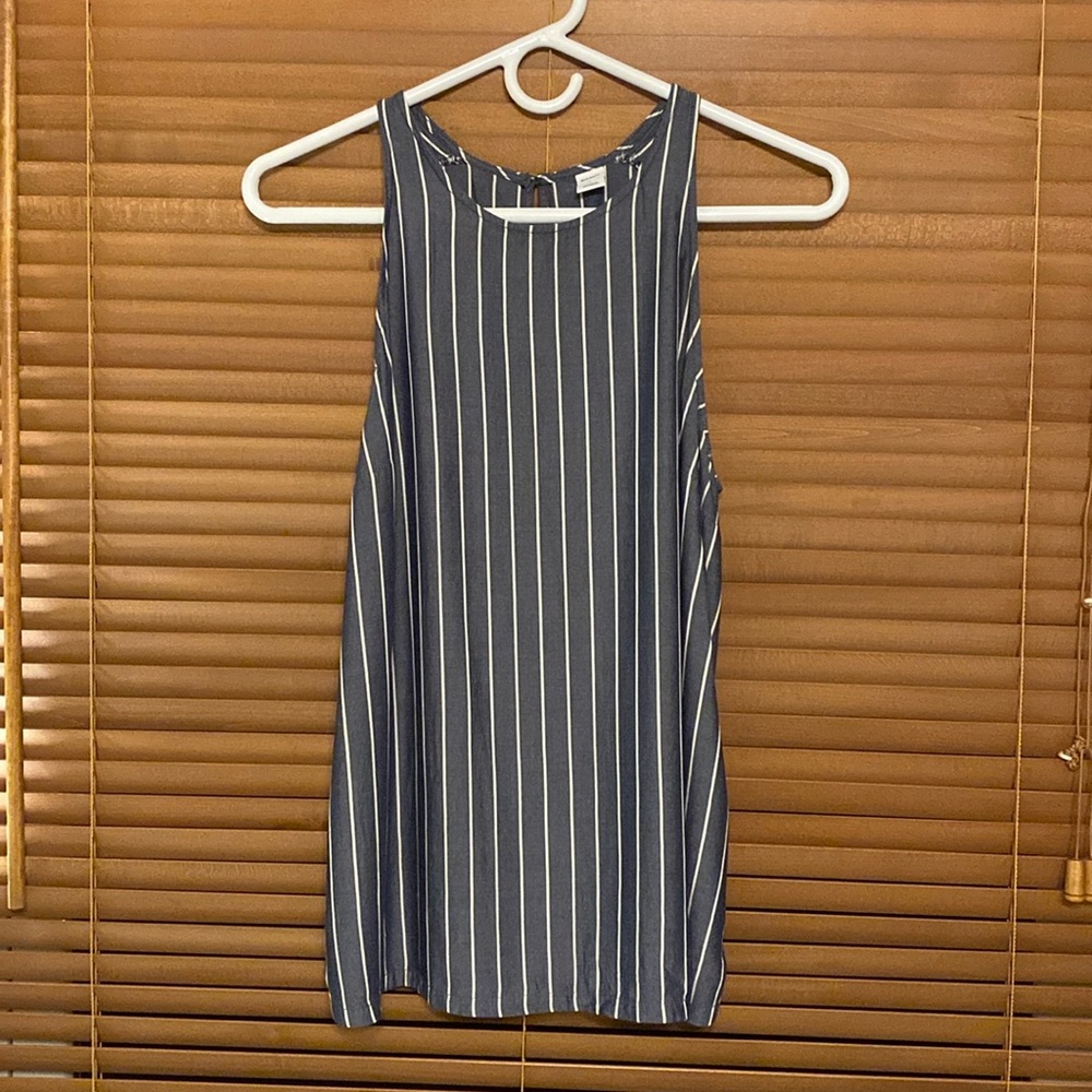 Old Navy. Blue, white pinstripe tank. Size small. Daughter wore once.